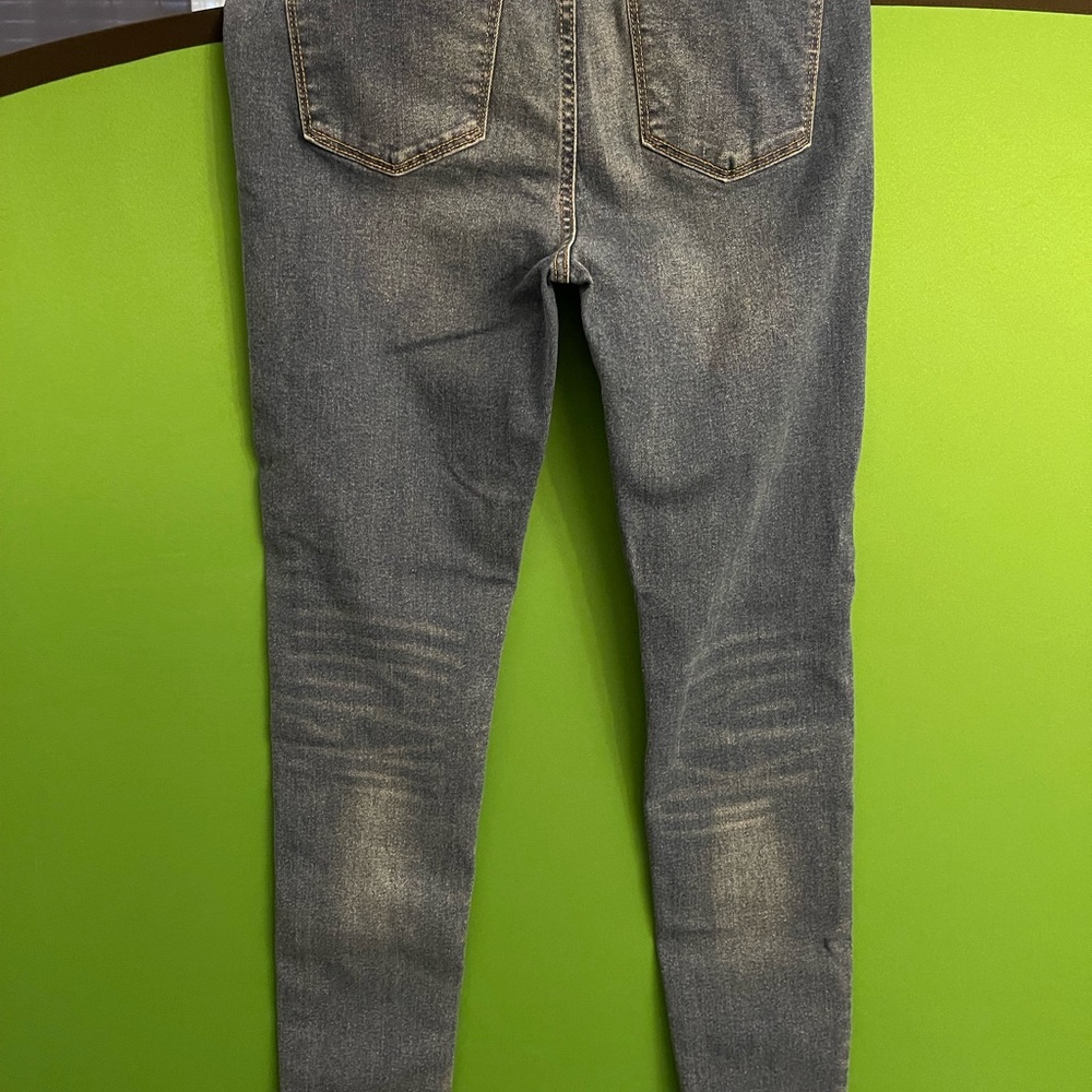 Jeans Size 23